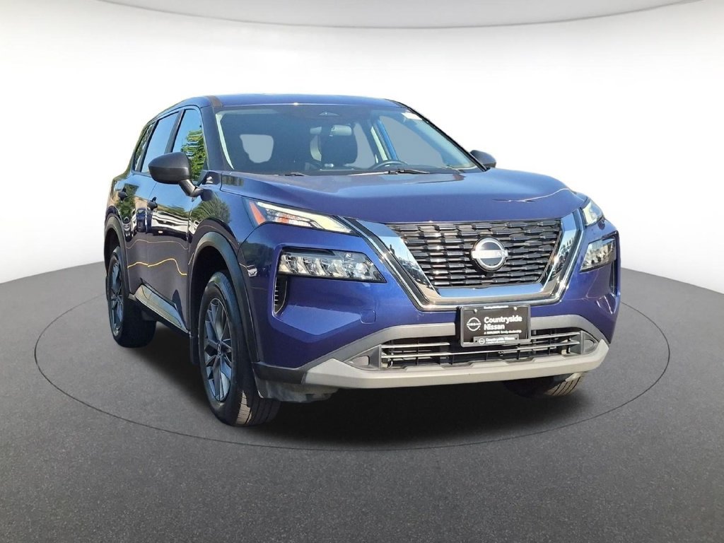 Used 2022 Nissan Rogue S FWD image 3
