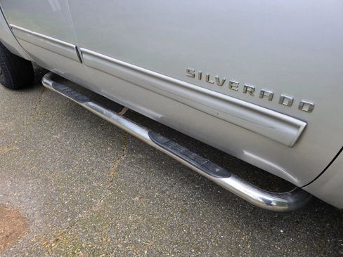 Used 2010 Chevrolet Silverado 1500 LT w/ Power Pack Plus image 11