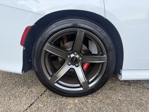 Used 2019 Dodge Charger SRT Hellcat w/ Navigation & Travel Group RWD image 25