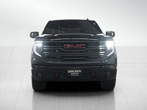 Used 2025 GMC Sierra 1500 AT4 w/ AT4 Premium Package image 8