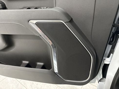 New 2026 GMC Sierra 2500 SLE w/ SLE Value Package; image 25