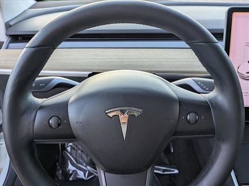 Used 2017 Tesla Model 3 Long Range image 11