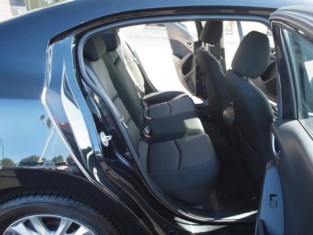 Used 2014 MAZDA MAZDA3 i Touring FWD image 6