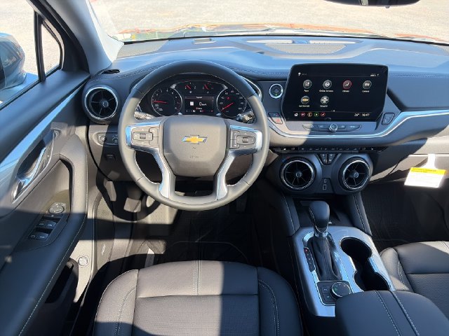 New 2026 Chevrolet Blazer LT w/ Sound & Technology Package AWD/4WD image 15