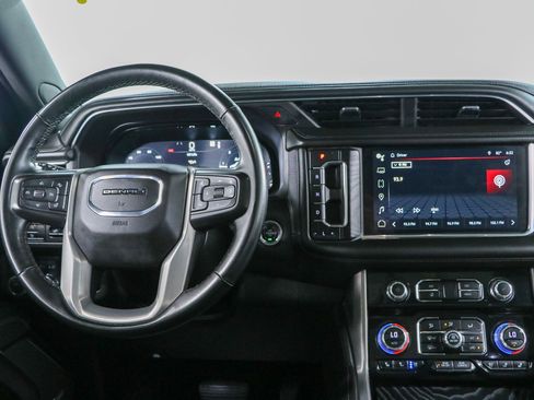 Used 2023 GMC Yukon Denali w/ Max Trailering Package AWD/4WD image 18
