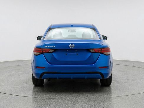 Used 2025 Nissan Sentra SV image 7