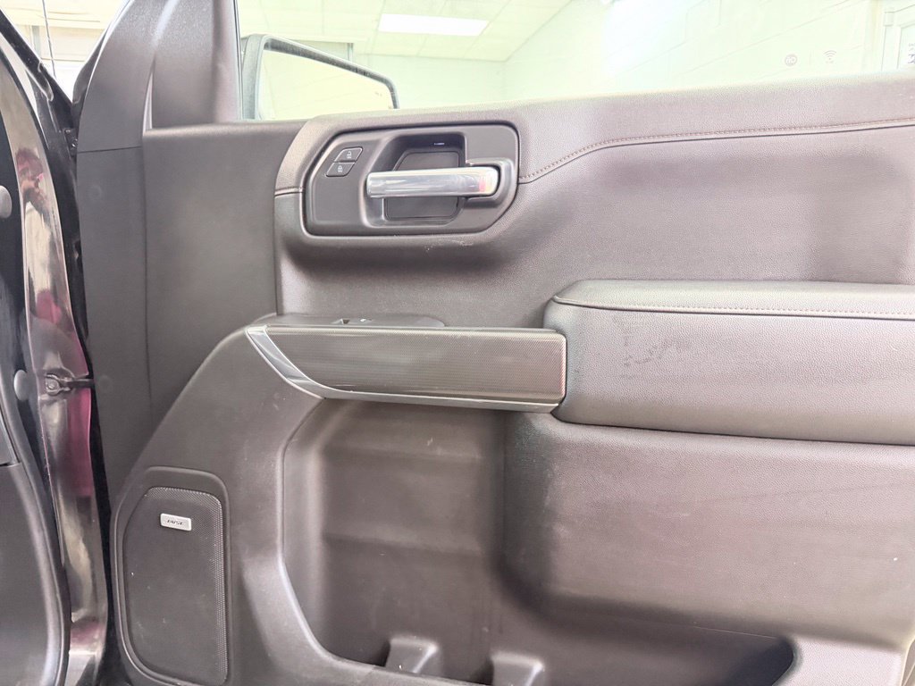 Used 2021 GMC Sierra 1500 AT4 w/ AT4 Premium Package AWD/4WD image 37
