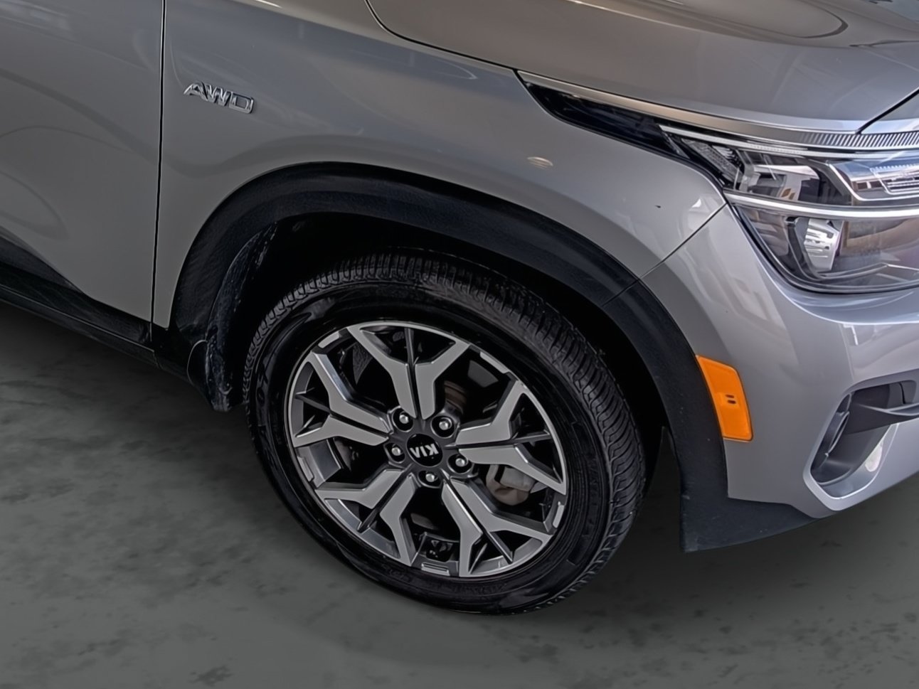 Used 2021 Kia Seltos EX AWD/4WD image 16