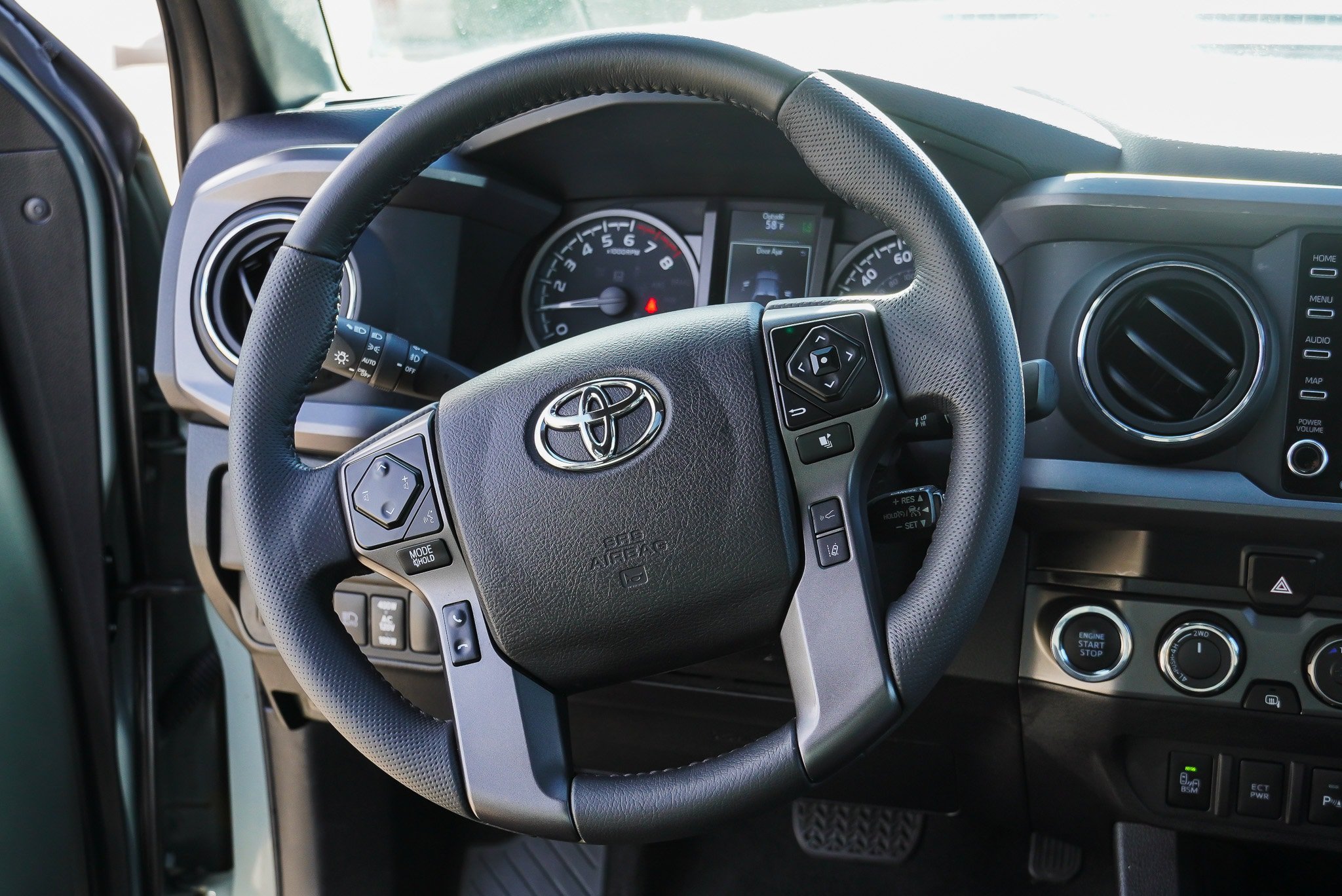 Certified 2023 Toyota Tacoma TRD Sport w/ TRD Premium Sport Package AWD/4WD image 32