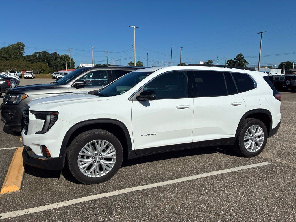 Used 2026 GMC Acadia Elevation w/ Elevation Premium Package FWD image 2