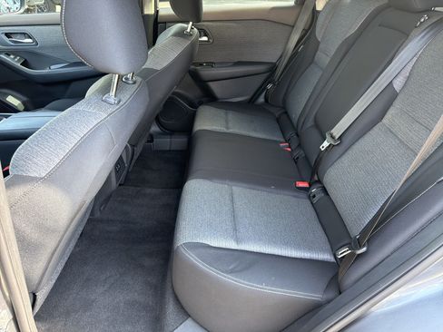 Used 2023 Nissan Rogue SV FWD image 20