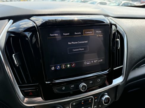 Used 2023 Chevrolet Traverse LT AWD/4WD image 23