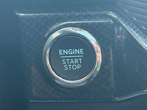 Used 2025 Ford F150 Lariat w/ Equipment Group 502A High AWD/4WD image 45