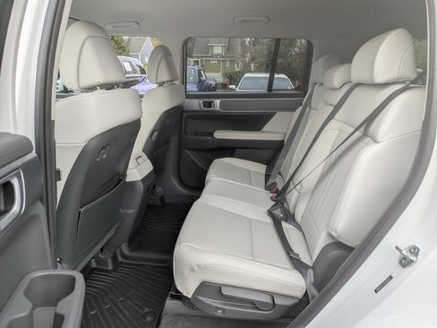 Used 2024 Hyundai Santa Fe SEL image 28