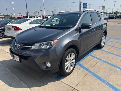 Used 2013 Toyota RAV4 Limited AWD/4WD image 8