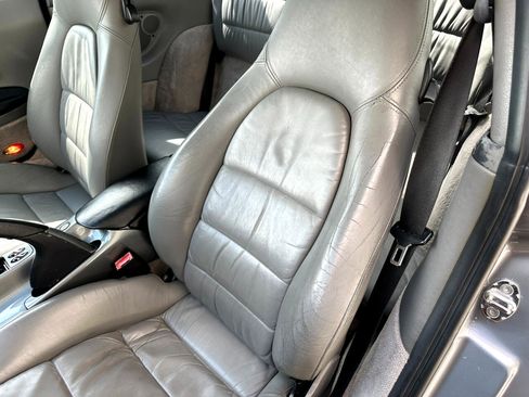 Used 2001 Porsche 911 Carrera image 24