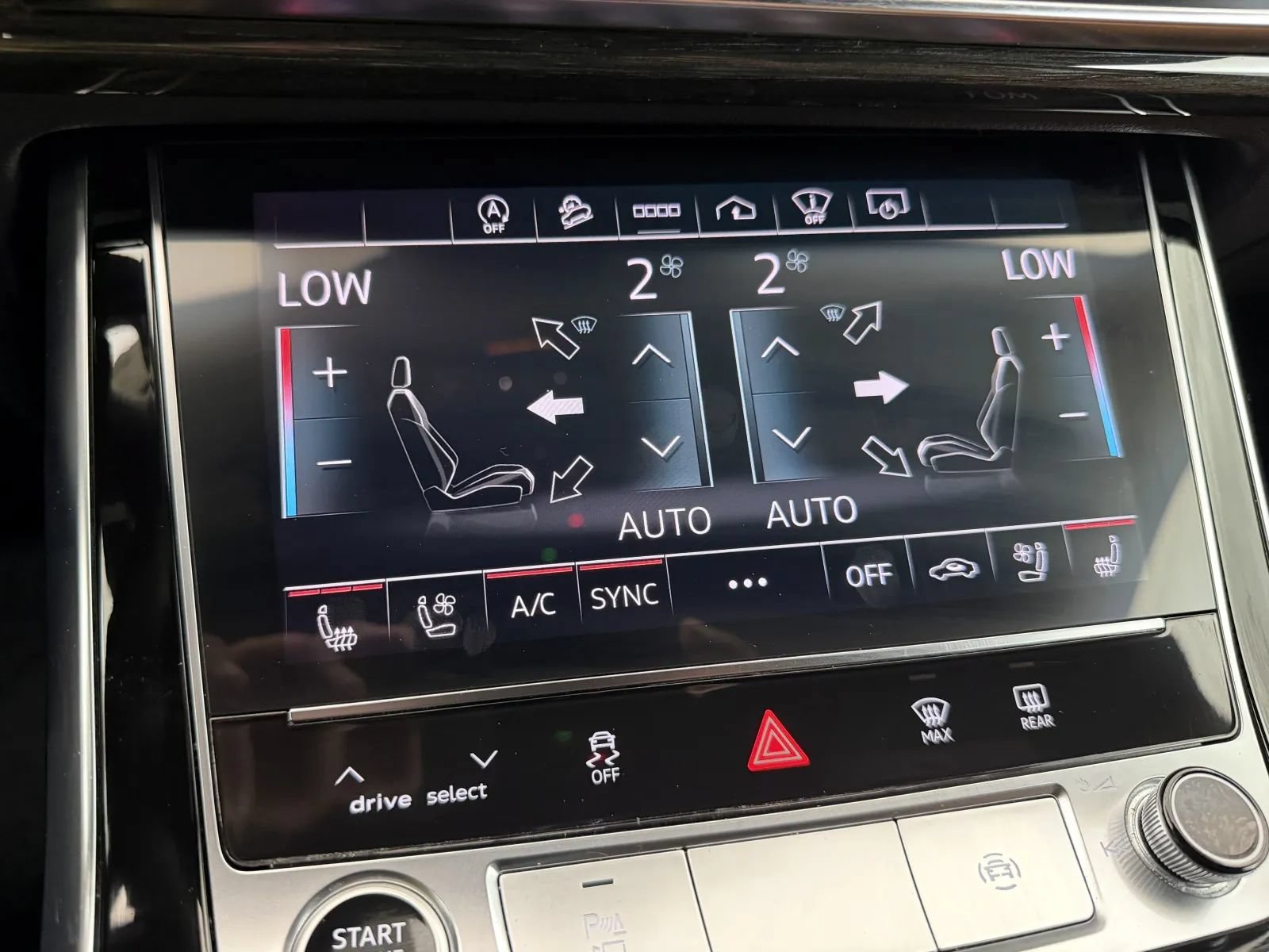 Used 2022 Audi Q8 Prestige AWD/4WD image 44
