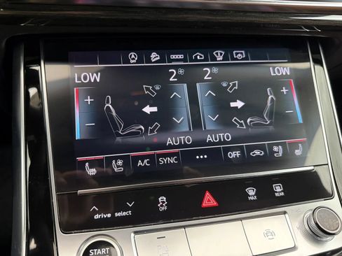 Used 2022 Audi Q8 Prestige AWD/4WD image 44