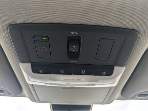 Used 2024 Nissan Altima 2.0 SR image 36