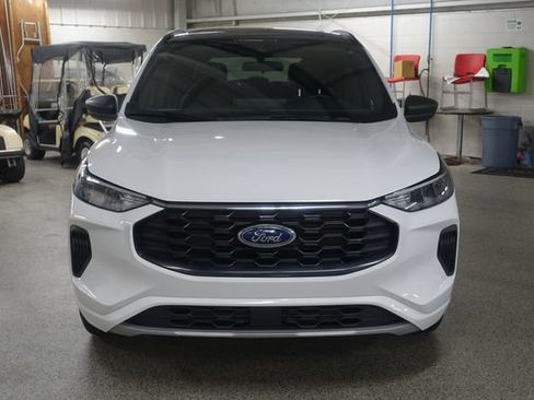 Used 2023 Ford Escape ST-Line w/ Tech Pack #1 AWD/4WD image 2
