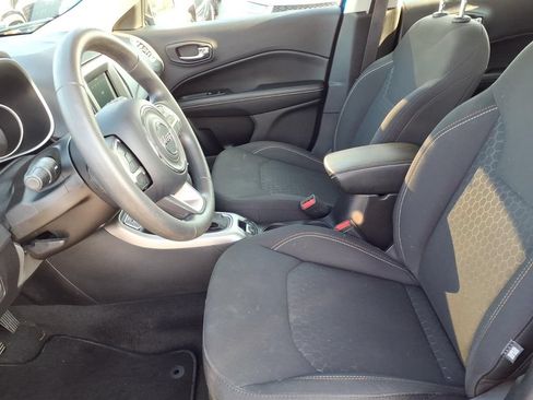 Certified 2020 Jeep Compass Sport FWD image 9
