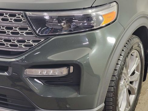 Certified 2023 Ford Explorer Limited w/ Limited Technology Package AWD/4WD image 9