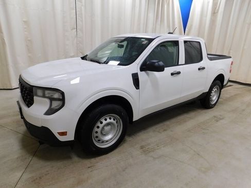 New 2025 Ford Maverick XL w/ Equipment Group 101A image 14