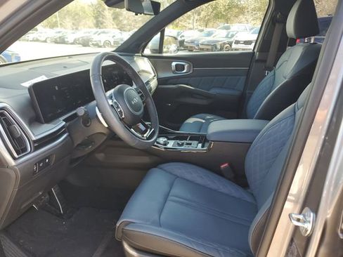 Certified 2025 Kia Sorento SX Prestige image 17