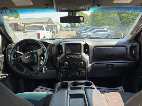 Used 2021 Chevrolet Silverado 2500 Custom w/ Custom Value Package RWD image 20