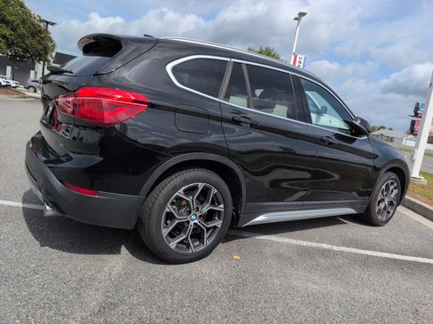 Used 2020 BMW X1 xDrive28i AWD/4WD image 2