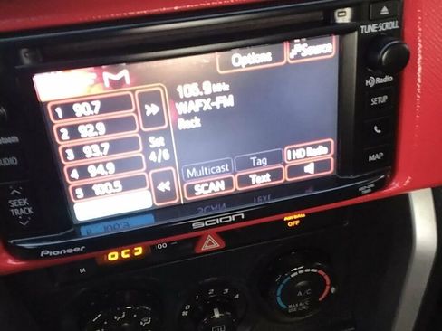 Used 2015 Scion FR-S 2dr Coupe Manual image 12