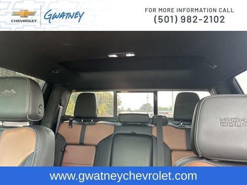 Used 2022 Chevrolet Silverado 2500 High Country image 32