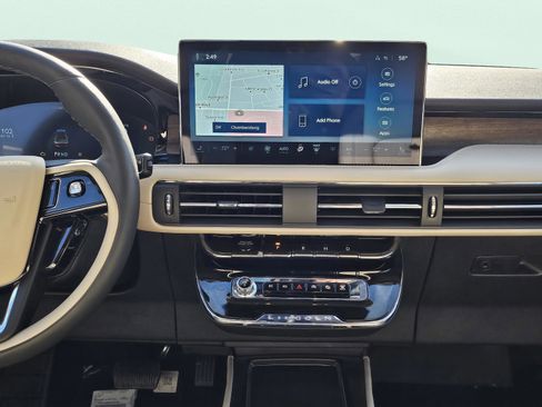 New 2026 Lincoln Corsair Reserve image 22