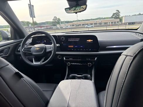 New 2026 Chevrolet Traverse LT AWD/4WD image 13