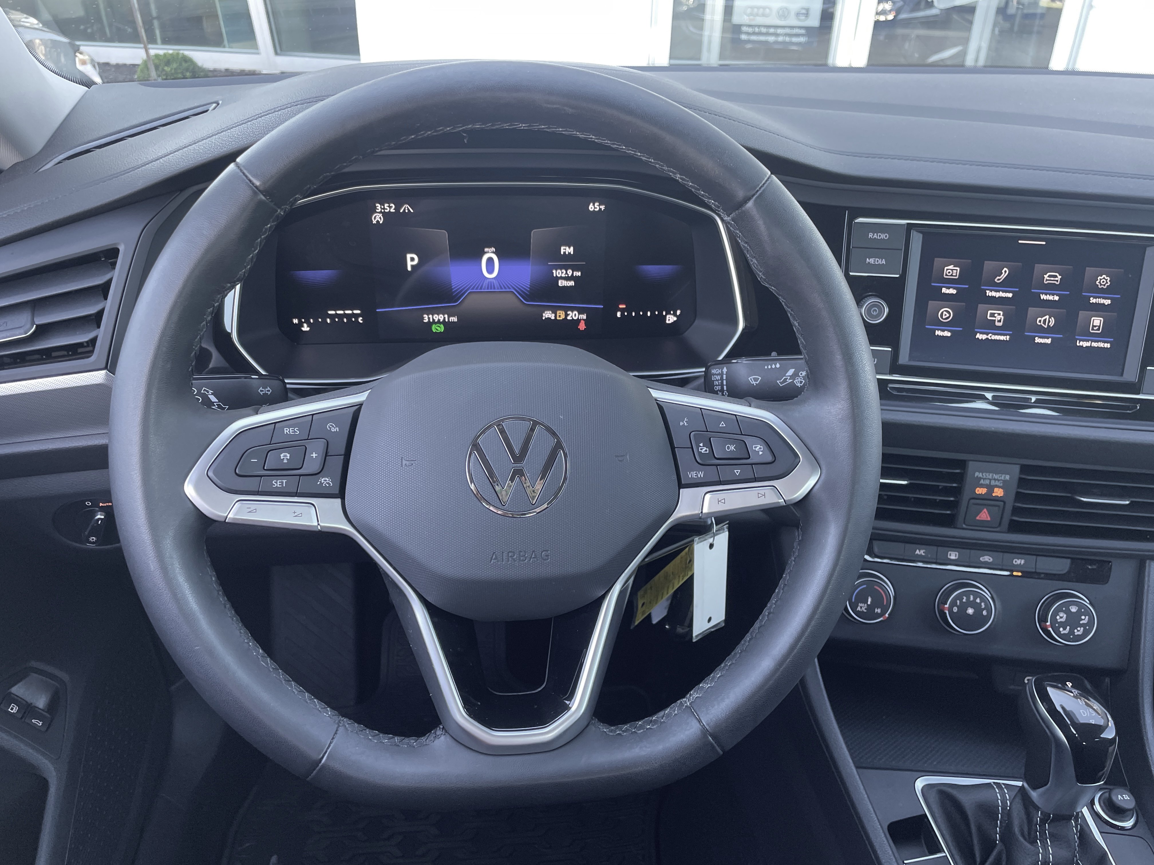Certified 2024 Volkswagen Jetta S FWD image 9
