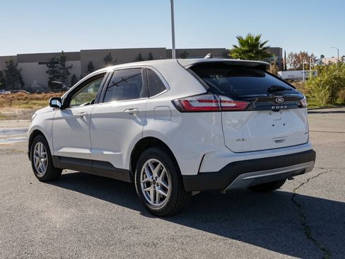 Used 2024 Ford Edge SEL image 6