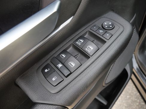 Used 2022 RAM 1500 Big Horn AWD/4WD image 19