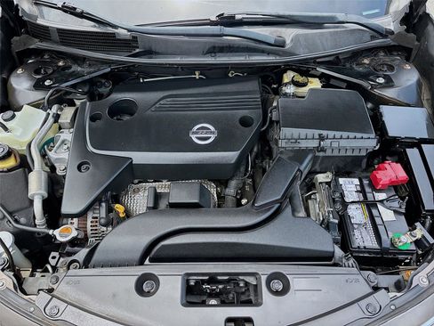 Used 2014 Nissan Altima 2.5 S w/ Sport Value Package FWD image 28