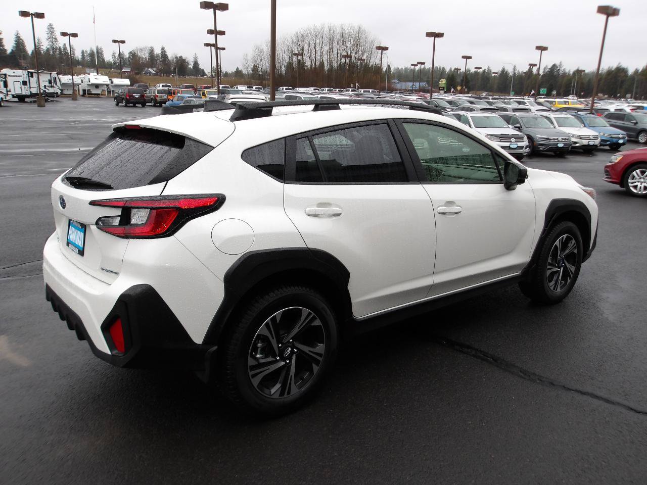 Used 2024 Subaru Crosstrek 2.0i Premium w/ Crosstrek Mirror Package AWD/4WD image 5