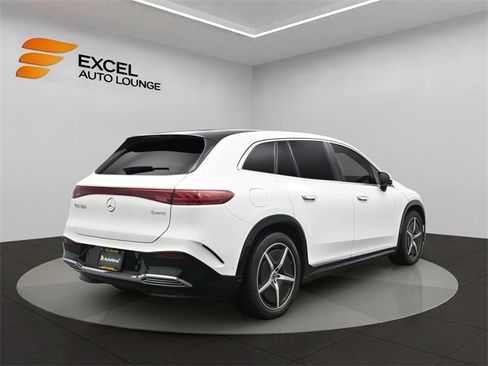 Used 2023 Mercedes-Benz EQS 580 4MATIC SUV image 5