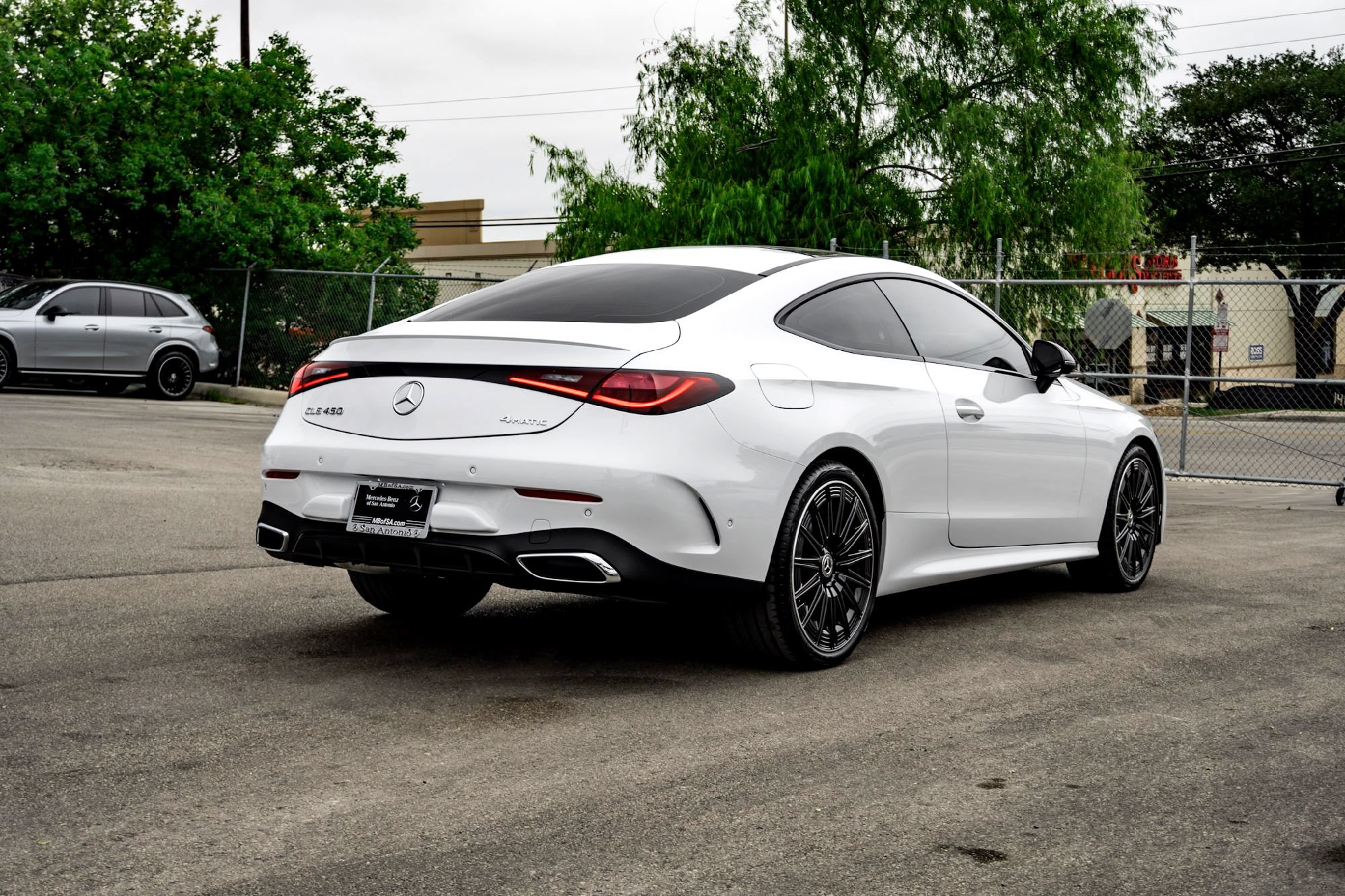 New 2026 Mercedes-Benz CLE 450 4MATIC Coupe image 4