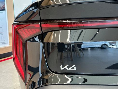 New 2026 Kia K4 LX image 19