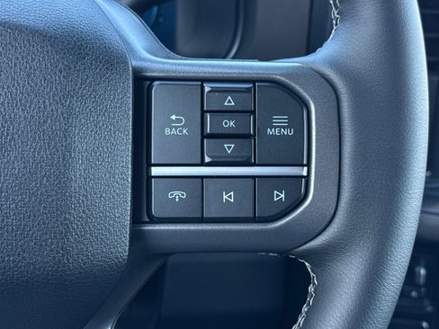 New 2026 Ford F250 Lariat w/ Black Appearance Package image 27