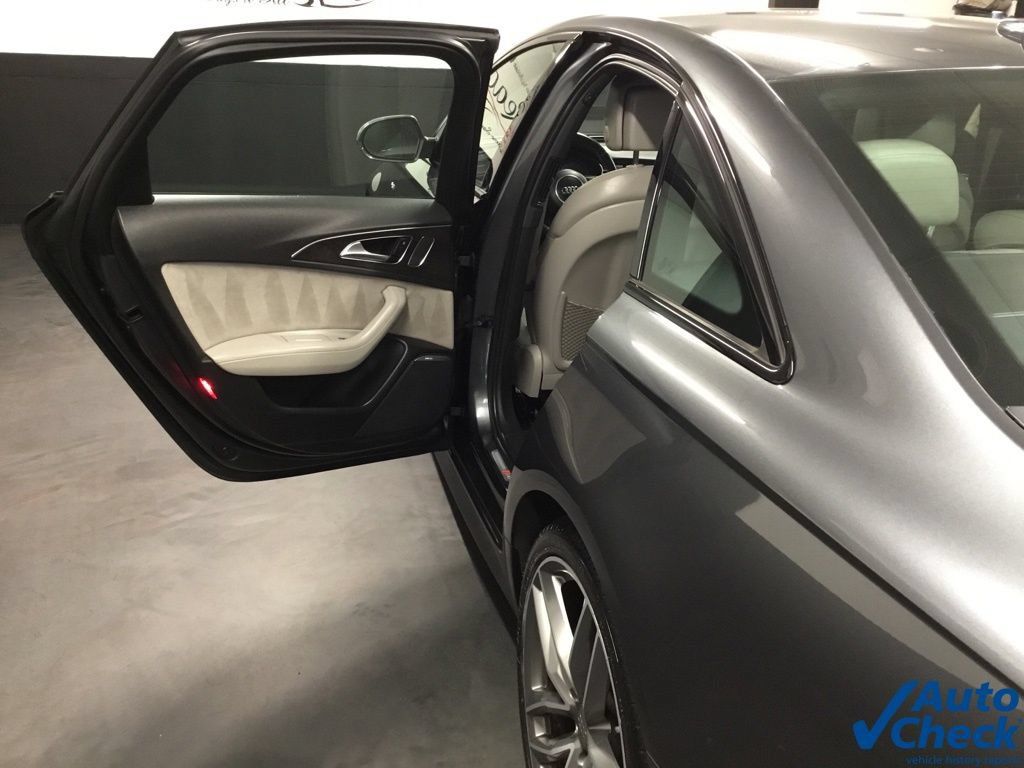 Used 2017 Audi S6 Premium Plus AWD/4WD image 24