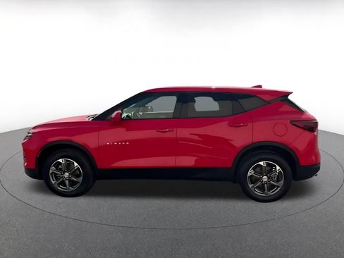 Used 2025 Chevrolet Blazer LT FWD image 7