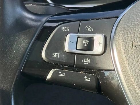 Used 2019 Volkswagen Jetta SEL FWD image 11