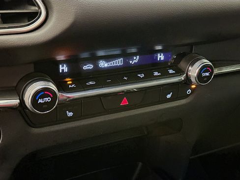 Used 2025 MAZDA CX-30 AWD 2.5 S w/ Preferred Package image 24