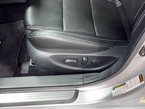 Used 2023 Nissan Maxima SV FWD image 22