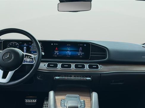 Used 2022 Mercedes-Benz GLS 450 4MATIC image 34