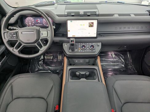 Certified 2023 Land Rover Defender 110 X image 25